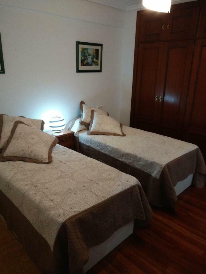 Los Fronterizos Hotel Irun Bagian luar foto