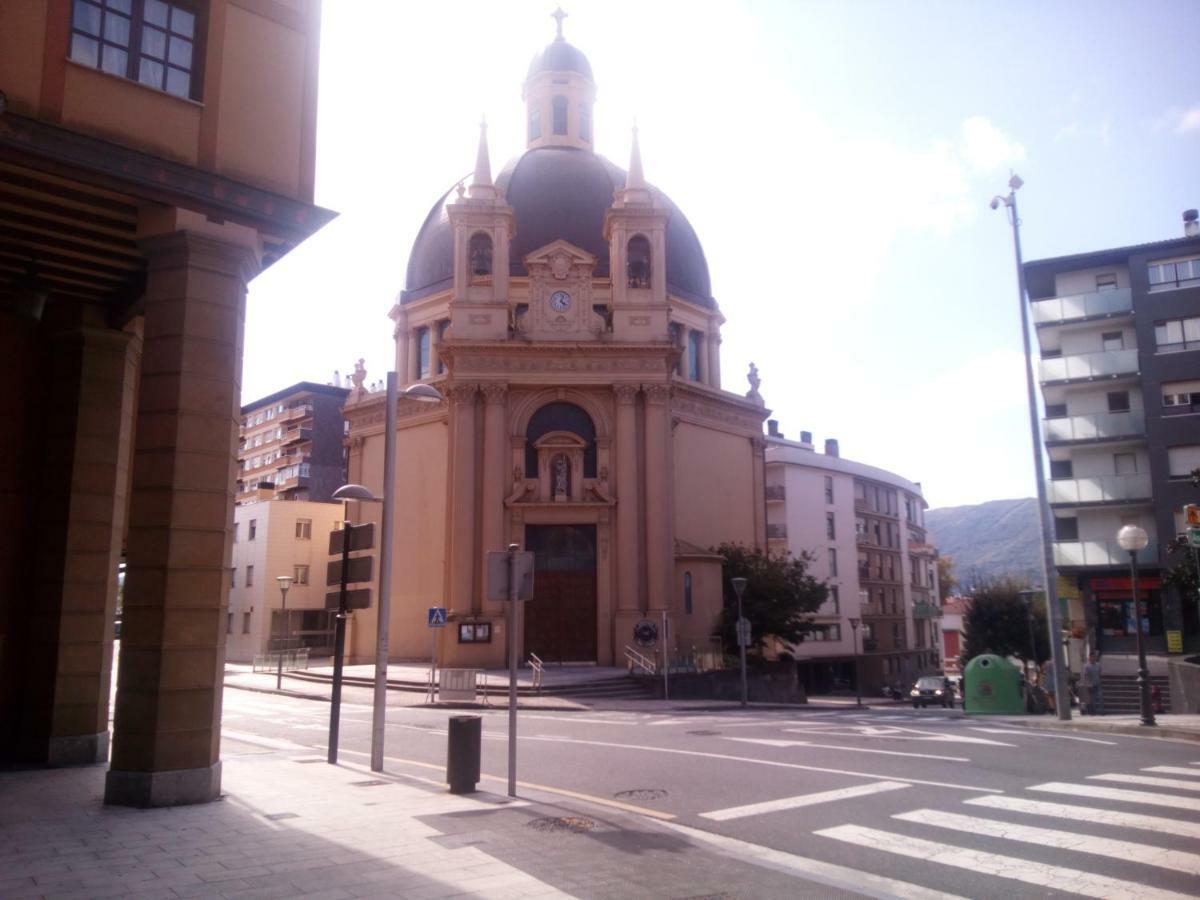 Los Fronterizos Hotel Irun Bagian luar foto